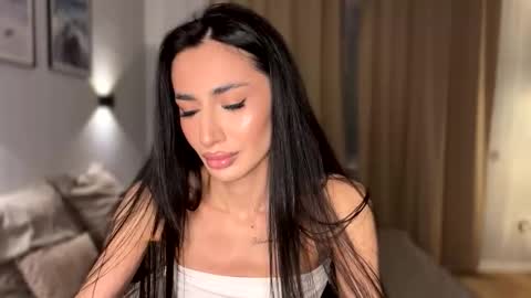 Alissa online show from November 11, 9:28 pm