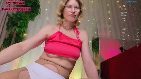 im Allise online show from February 25, 2:48 am