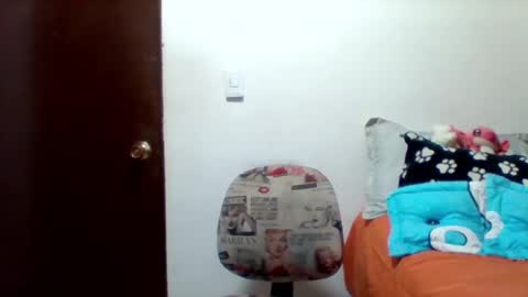 Snapshot of alisson_brand chatting on February 25, 11:10 am alisson brand online show from February 25, 11:10 am