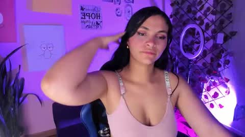 alisson_evans__ online show from November 19, 12:15 pm