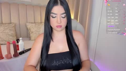Snapshot of alissyadanger chatting on January 26, 5:23 am TATIS online show from January 26, 5:23 am