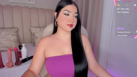 Snapshot of alissyadanger chatting on January 26, 8:36 am TATIS online show from January 26, 8:36 am