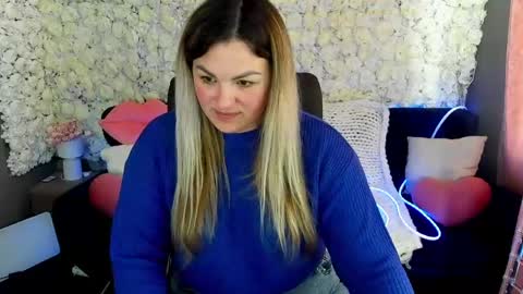 alissyagrayy online show from May 1, 1:27 pm