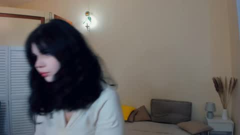 Emily online show from May 14, 7:50 am
