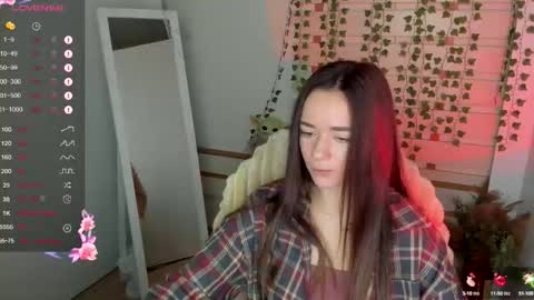 Snapshot of allana_dream chatting on September 17, 6:28 am Allana online show from September 17, 6:28 am
