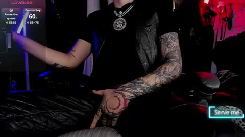   online show from November 24, 6:39 pm