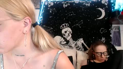 allforthedxll online show from March 11, 11:01 am