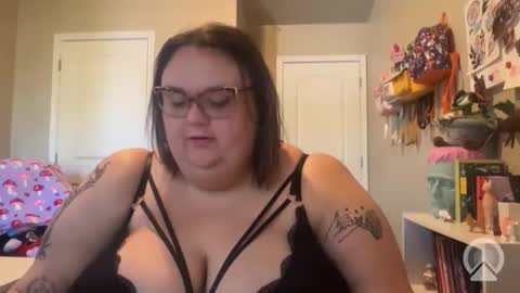 Abby online show from May 17, 9:46 pm