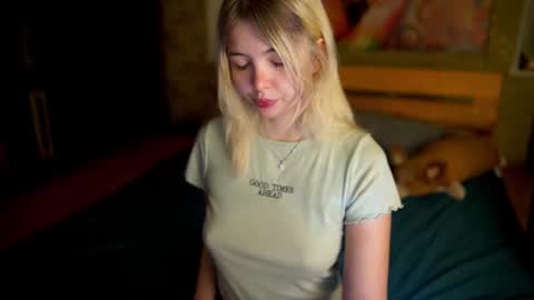 Allison online show from October 21, 3:11 am