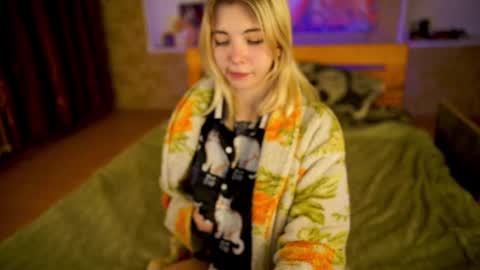 Allison online show from February 27, 3:08 am