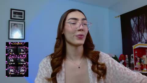   online show from October 7, 7:43 pm