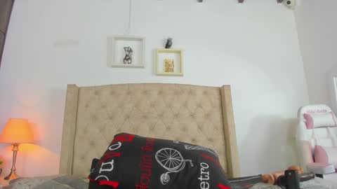 allisson online show from February 26, 12:05 pm