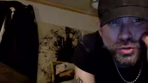 allitrunnin online show from December 4, 6:46 am