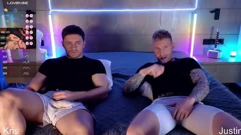 Justin online show from November 5, 8:33 pm