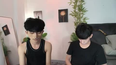 kim and josh online show from February 28, 6:01 pm