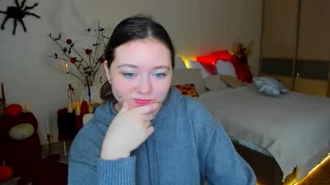 alluringeyess online show from October 25, 4:57 am