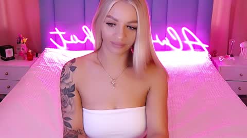 AlwaysHot online show from January 23, 2:55 am