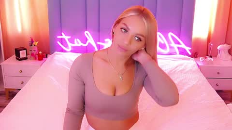 AlwaysHot online show from January 27, 6:08 am