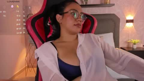 A L L I E online show from October 30, 5:13 pm