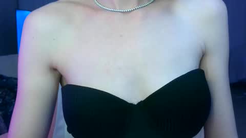 Ally Girl In Her Ally World online show from February 25, 7:01 am