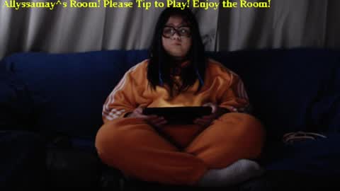 Allyssamay online show from January 21, 7:37 am