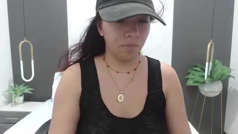 Snapshot of alma_fenix chatting on February 25, 12:05 pm ALMA FENIX online show from February 25, 12:05 pm