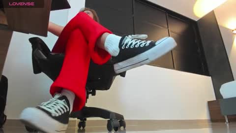 Snapshot of alma_fenix chatting on September 13, 2:19 pm ALMA FENIX online show from September 13, 2:19 pm