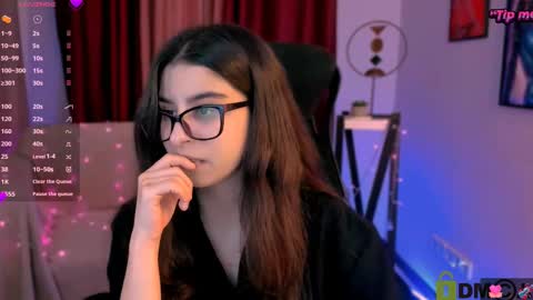 Almeya online show from February 4, 8:49 pm