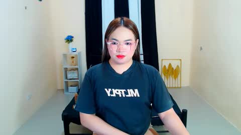 Almira online show from September 29, 6:29 pm