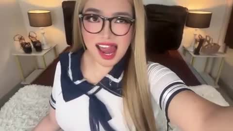 Almira online show from June 20, 4:18 am