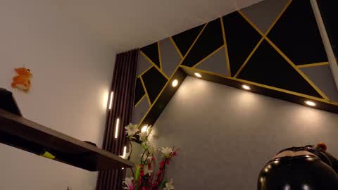 ALMMA online show from February 17, 9:54 pm