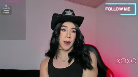 Hazel Bowie online show from February 11, 9:18 pm