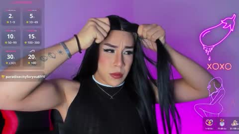 Hazel Bowie online show from October 2, 11:58 pm