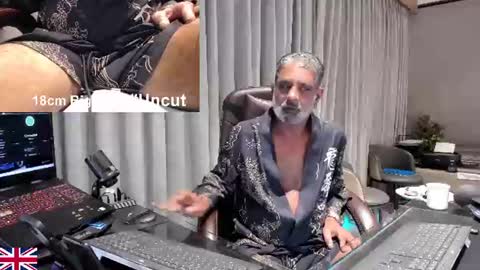 alpha_boss_uk_office online show from June 29, 12:40 am