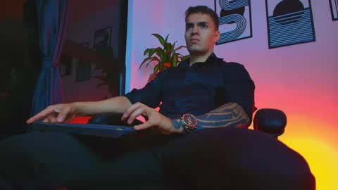 alpha_dominus_ online show from April 22, 4:08 am