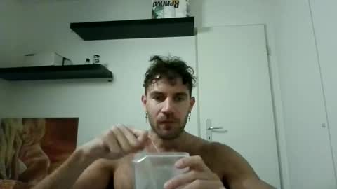 alphah_hunk online show from November 13, 6:32 pm