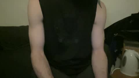 Snapshot of alphajosh chatting on February 19, 9:06 am alphajosh online show from February 19, 9:06 am