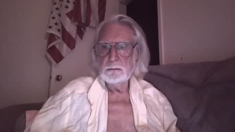 AlphaUniform online show from August 1, 6:59 am
