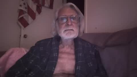 AlphaUniform online show from May 15, 3:04 am
