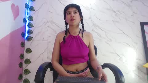 alunajhonsoncm101 online show from September 20, 9:18 pm
