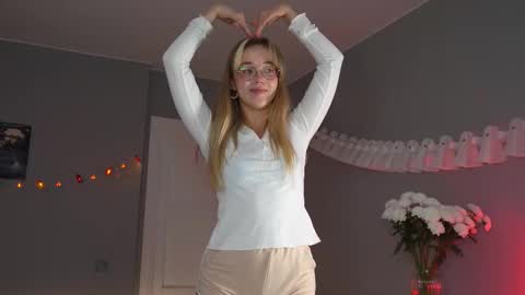 Amelia NEXT STREAM  online show from October 25, 1:44 pm