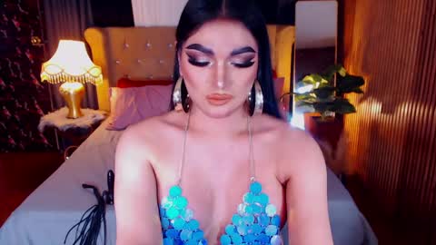 Alura Jhenson online show from May 10, 4:41 am
