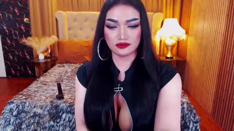 Alura Jhenson online show from September 14, 7:48 pm