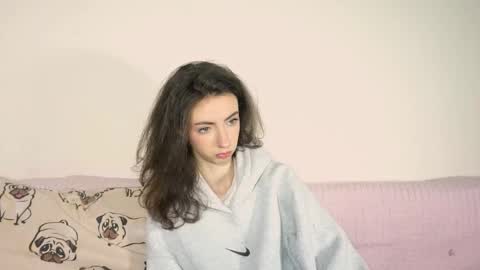 alvanalbach online show from October 20, 11:26 am