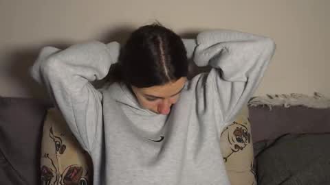 alvanalbach online show from November 6, 8:28 am