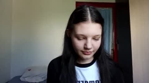 Emma online show from July 30, 8:26 am