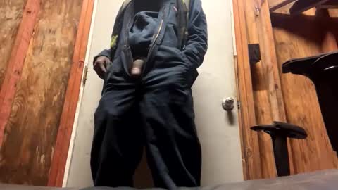 alwayshorny240177 online show from October 31, 6:52 pm