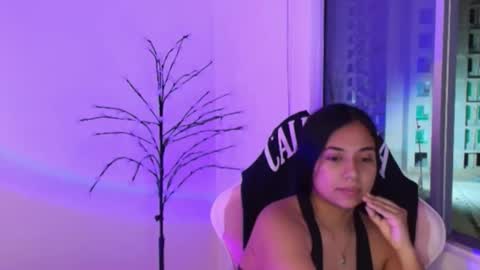 Aly online show from March 8, 2:26 am