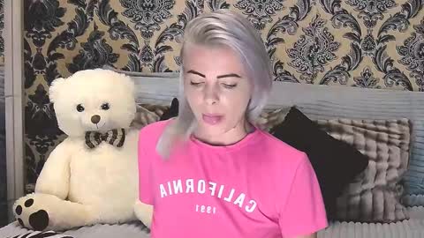 aly online show from March 12, 10:59 am