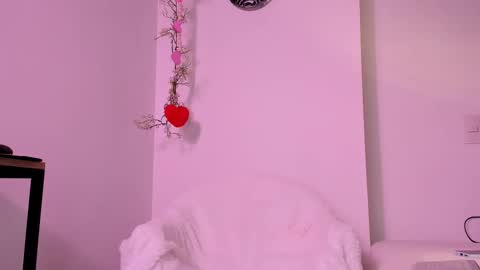 Aly Instg oficial alyjones  Lush and Domi love toys are on online show from February 11, 6:11 pm